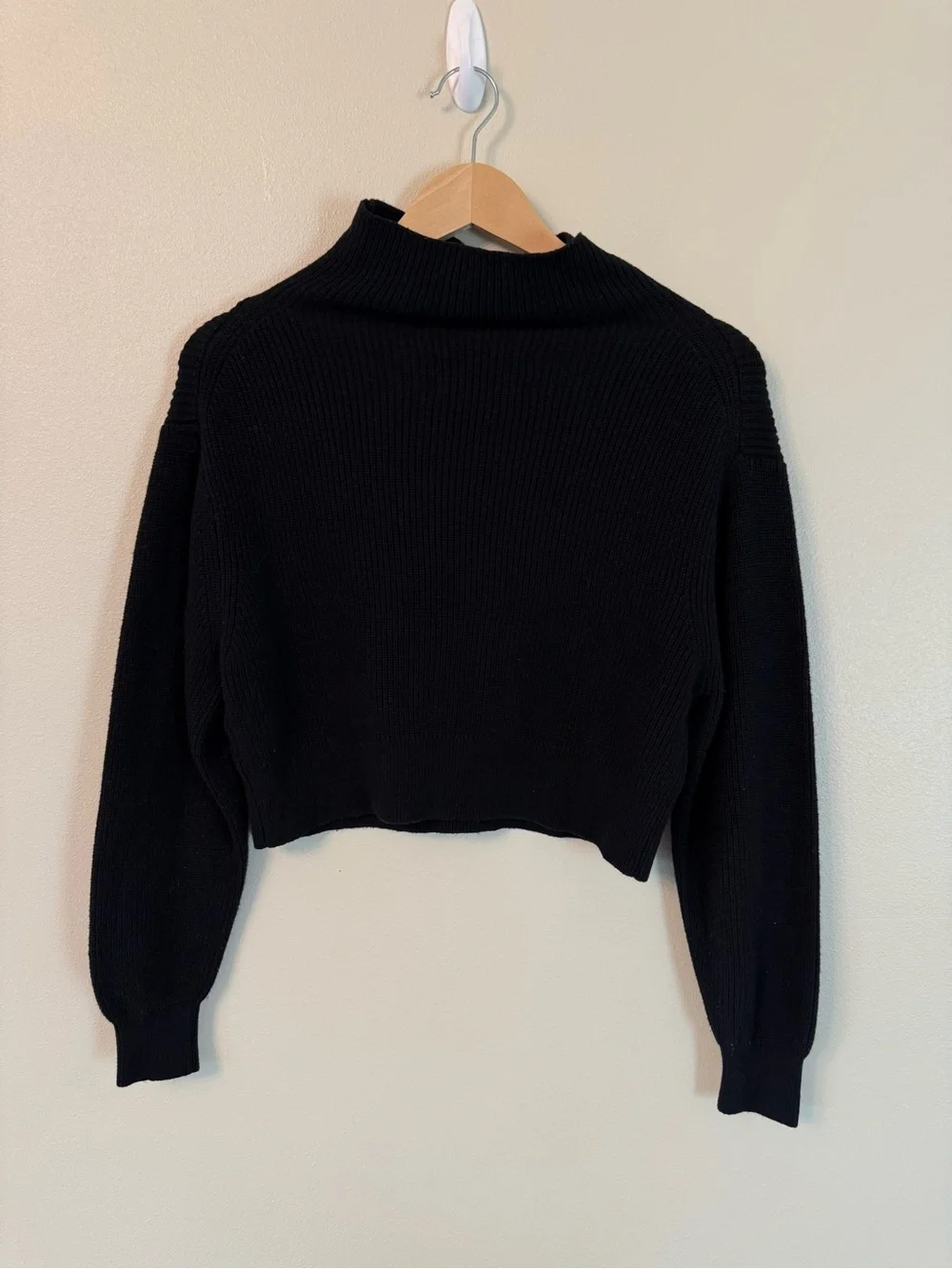 Aritzia Wilfred Montpellier Waist Turtleneck Merino Wool Sweater XS Black